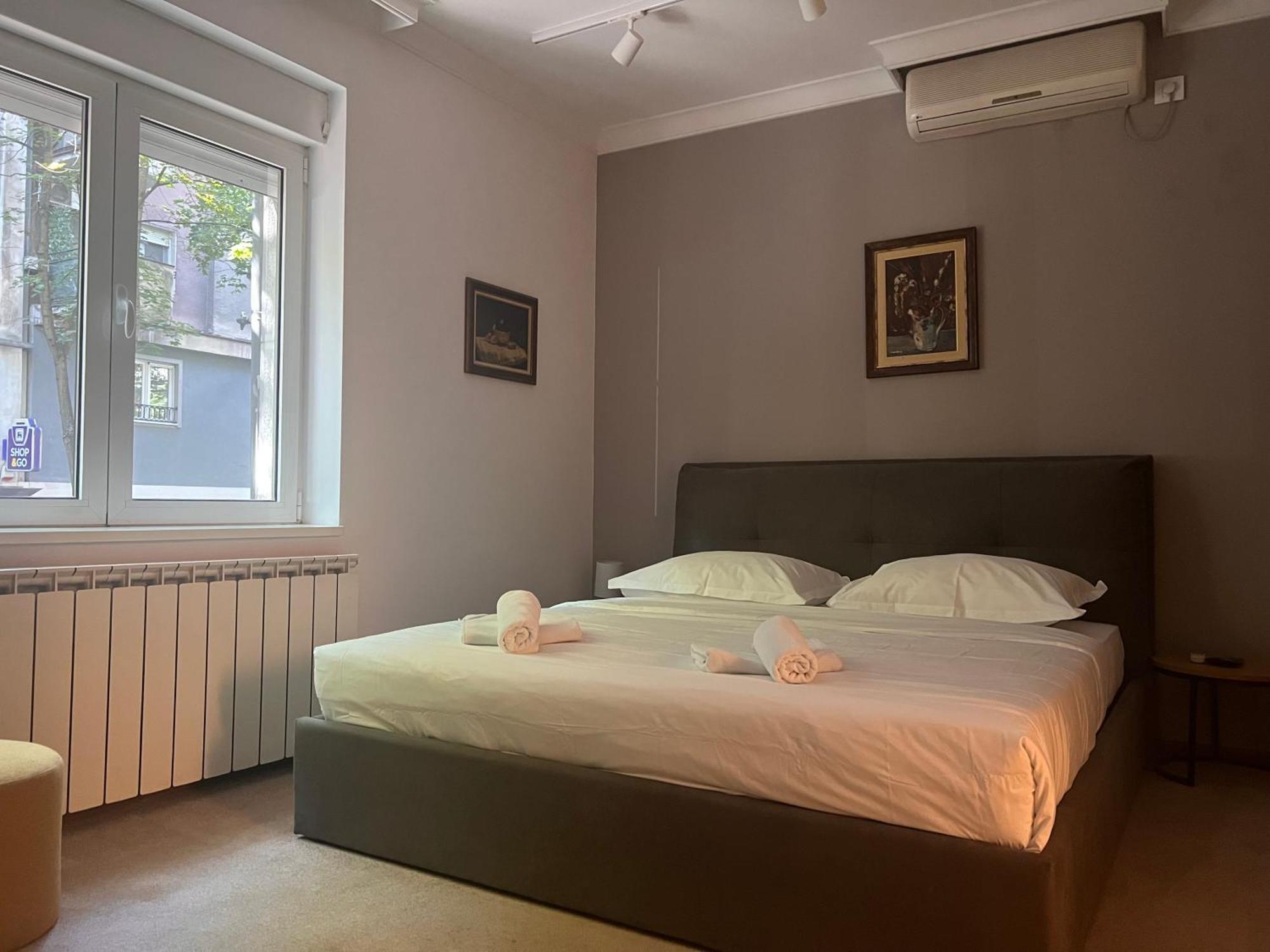 Town Place Charlie Beograd Ngoại thất bức ảnh